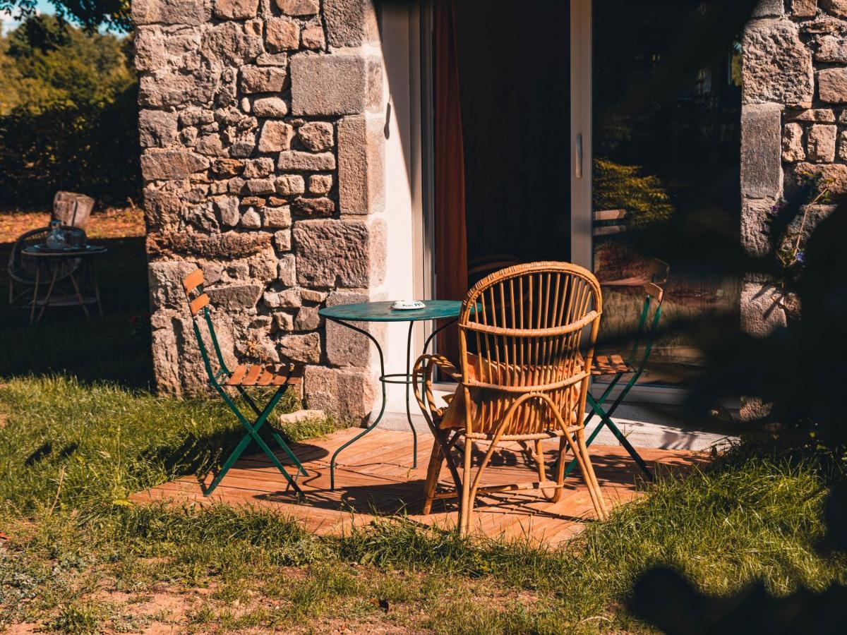 Les Jardins De Nanine Bed & Breakfast Lapleau Eksteriør bilde