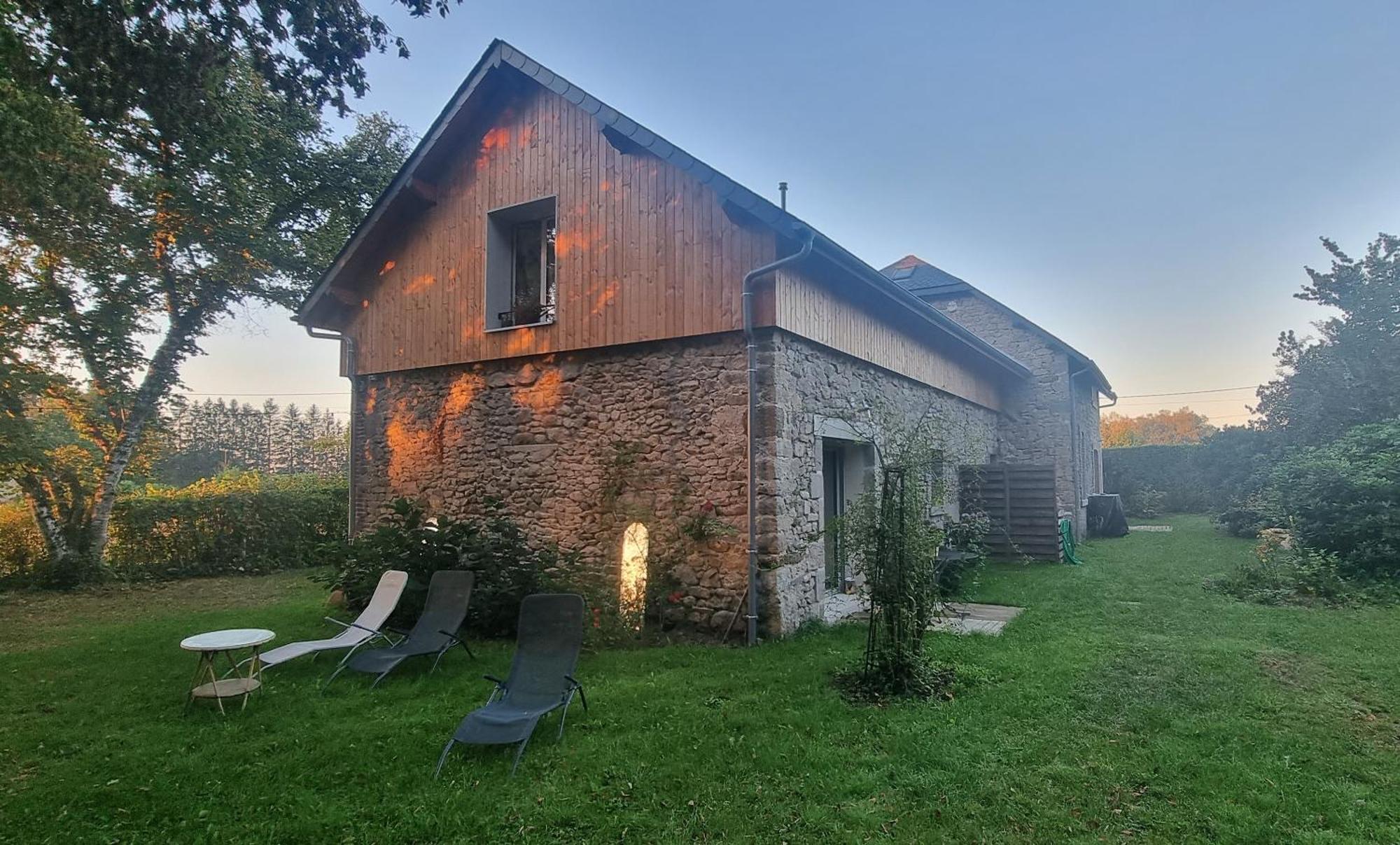 Les Jardins De Nanine Bed & Breakfast Lapleau Eksteriør bilde