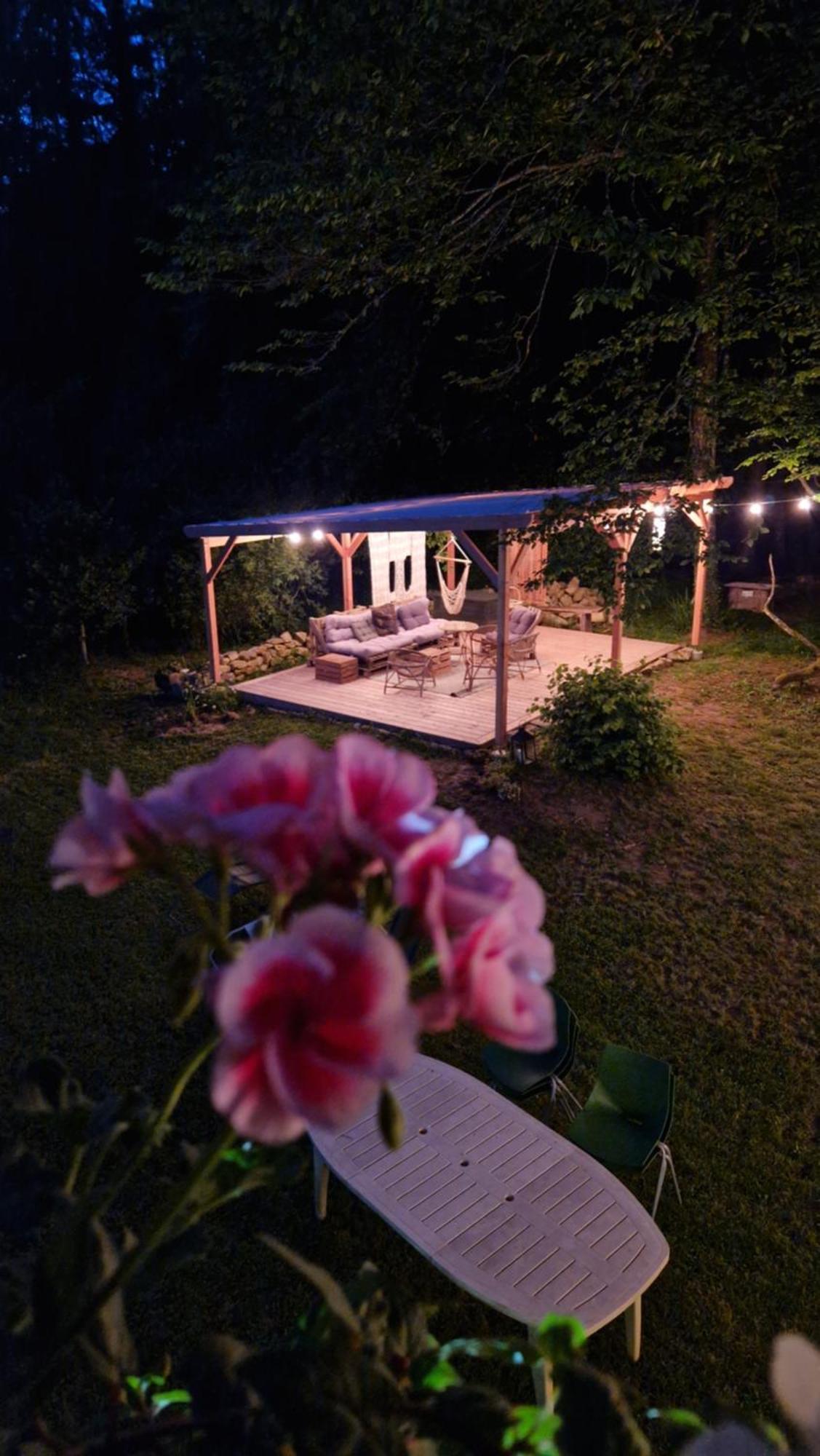 Les Jardins De Nanine Bed & Breakfast Lapleau Eksteriør bilde